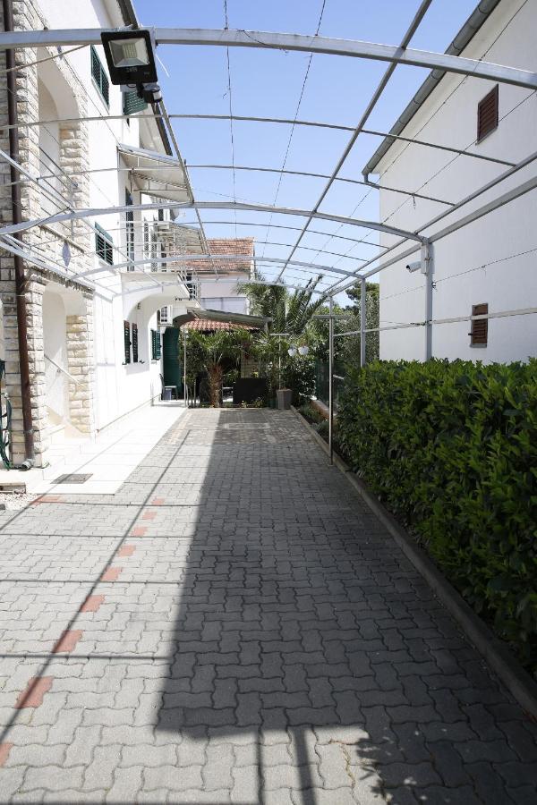 Apartments Lepur Vodice Exteriör bild