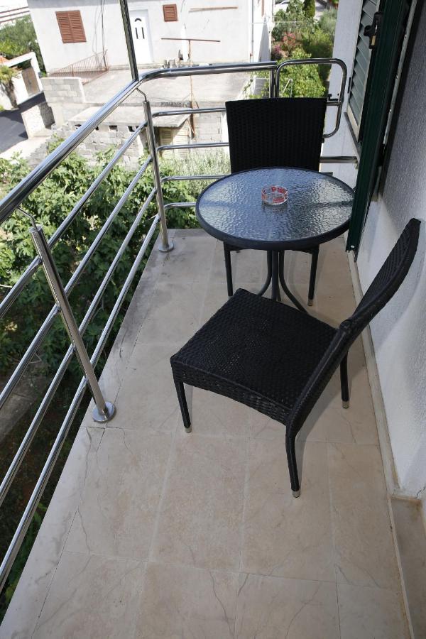 Apartments Lepur Vodice Exteriör bild