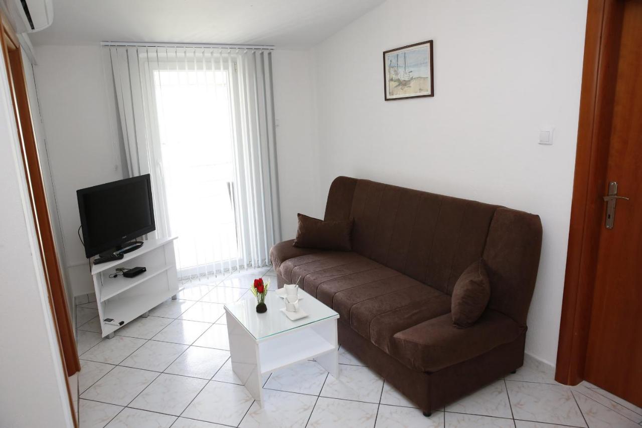 Apartments Lepur Vodice Exteriör bild